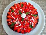 Gâteau au chocolat meringues et fraises (Chocolate cake, strawberries and meringues)