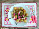 Poêlée de pommes de terre grenailles et de radis au thym frais (Roasted potatoes and radishes with fresh thyme)