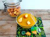 Soupe veloutée carottes, courgettes et sespetits croûtons au Cook Expert de Magimix ou pas (Carrot and zucchini soupe with