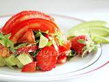 Salade Fraîcheur Estivale Fraises, Tomates, Avocat et Roquette