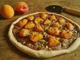 Pizza au Nutella® facile aux Abricots et Pistaches