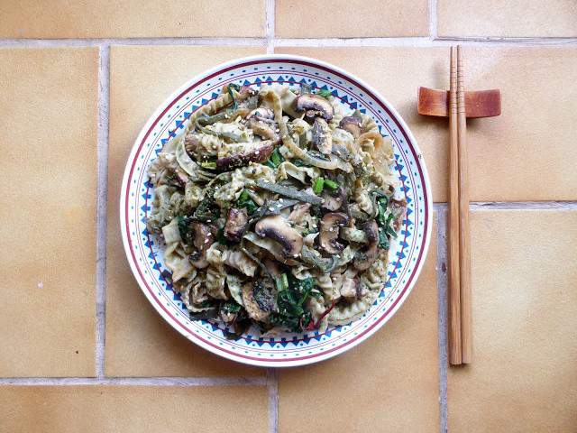 Pesto d'algues nori aux graines de tournesol - La cuisine d'Anna et Olivia