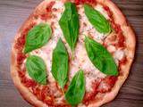 Pizza sauce bolognaise végétarienne