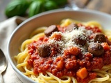 Rustic Italian Bolognese Recipe: Wine-Simmered Comfort