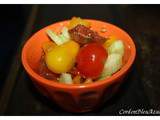 Salade colorée de tomates et concombre