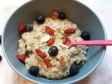 Porridge vegan à l’amande et graines de chia
