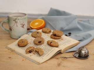 Biscuits semoule, raisins et fleur d'oranger