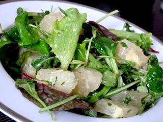 Salade verte au pamplemousse chinois