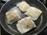 Feuilles de brick farcies aux aubergines, crème d'amande et curry