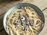 Spaghettis aux champignons, façon carbonara végétale