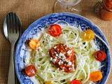 Spaghettis de courgette & sauce tomate crus