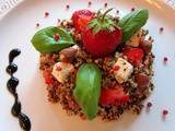 Salade de quinoa, fraises & feta, et sa sauce balsamique