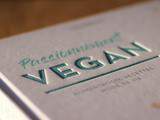 « Passionnément vegan » : le beau livre des vg-débutants (+interview de Lili et Julie)