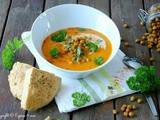 Soupe aux carottes épicée, pois chiches rôtis et pain tunisien tabouna au four #végétalien