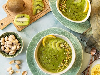 Soupe de kiwi (végétarien, vegan)