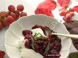 Bowl de skyr aux fruits rouges et raisin rose (octobre rose)