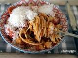 Spaghetti à la crème de poivrons et pois chiches