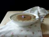 Porridge à la courgette et caramel de dattes (vegan, sans gluten)