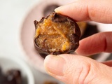 {Caramels de datte au miso enrobés de chocolat} #vegan #IGbas