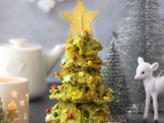 Sapin de Noël chocolat blanc, matcha pêche