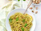 Spaghetti au pesto {pistaches, basilic & citron} #vegan