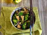 Wok de tofu à la japonaise & aux brocolis #vegan