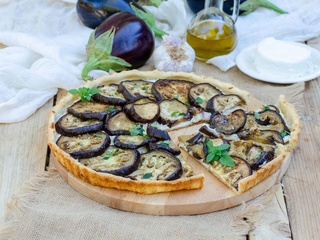 Tarte aubergine et chèvre frais