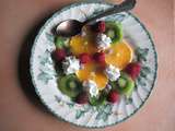 Salade de fruits parfumée, fleur d'oranger et cardamome