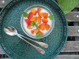 Summer breakfast: abricots et yaourt brassé
