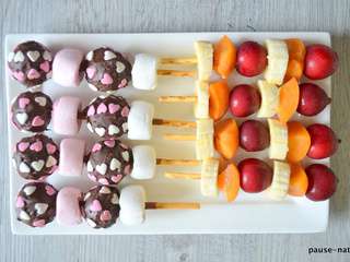 Brochettes desserts, fruitées ou chocolatées