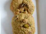 Cookies pistache-cerises déshydratées