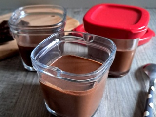 Crème chocolat, lait de coco (Juste 2 ingrédients)