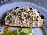 Tartine à l'oeuf dur et moutarde à l'estragon