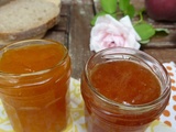 Duo de confitures : abricots aux amandons et pêches à la rose