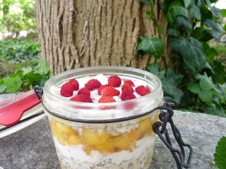 Overnight porridge aux fruits frais