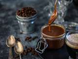 Caramel au café (sauce, glace, crêpe, gaufre, beurre salé, goûter, dessert, pâtisserie, brioche)