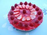 Cheesecake cru aux fraises, framboise et noix de coco (cru, sans lactose, vegan)