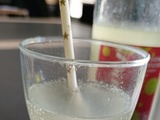 Boisson pétillante au citron