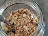 Granola aux graines et au golden syrup