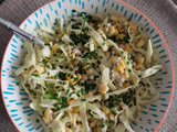 Salade de chou, maïs et petits pois