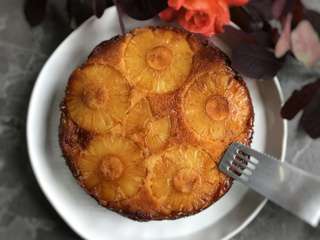 Gâteau renversé à l’ananas caramélisé au companion thermomix ou sans robot