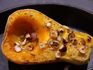 Petite courge butternut rôtie au four