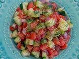 Petite salade d’été : concombres et tomates