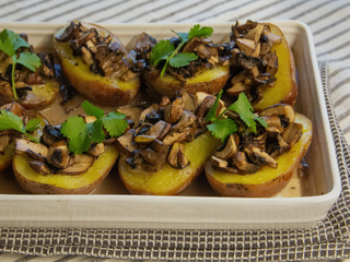Pommes de terre farcies aux champignons