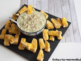Frites d’aubergine et dip de courgette