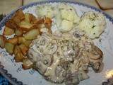 Idée repas : seitan & champignons sauce crème, pommes de terre sautées et chou fleur