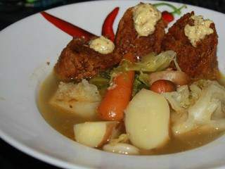 Potée aux légumes et saucisse de seitan maison