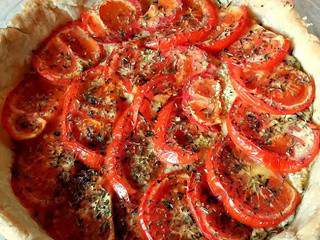 Facile de tarte à la tomate et fines herbes