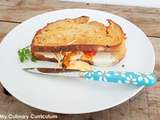 Croques façon pain perdu aux tomates cerise et mozzarella (Hot sandwiches with cherry tomatoes and mozzarella)