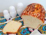 Gros pain au lait façon brioche à la fleur d'oranger (Big milk bread with orange blossom)